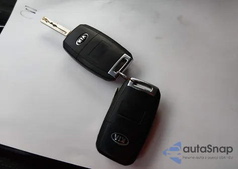 2019 Kia Sorento 3.3L Lx z USA, uszkodzony, nr VIN 5XYPG4A55KG480013